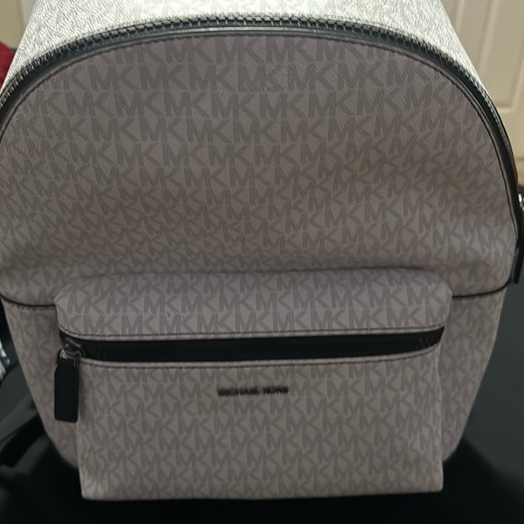 New never used Michael kors back pack bought for 548.00 and selling for 250.00